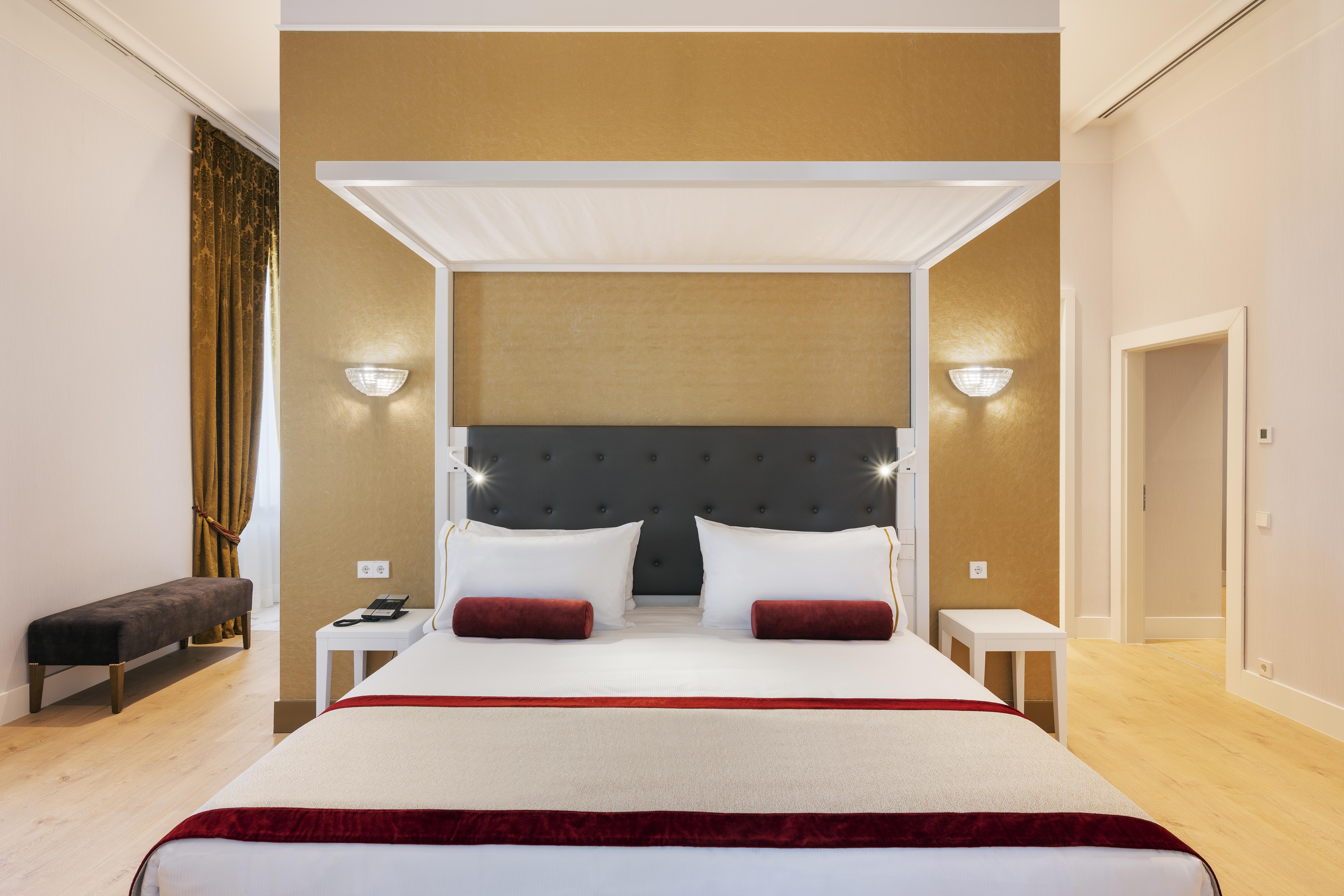 Aurea Ana Palace By Eurostars Hotel Company Budapest Exterior photo A room at the hotel