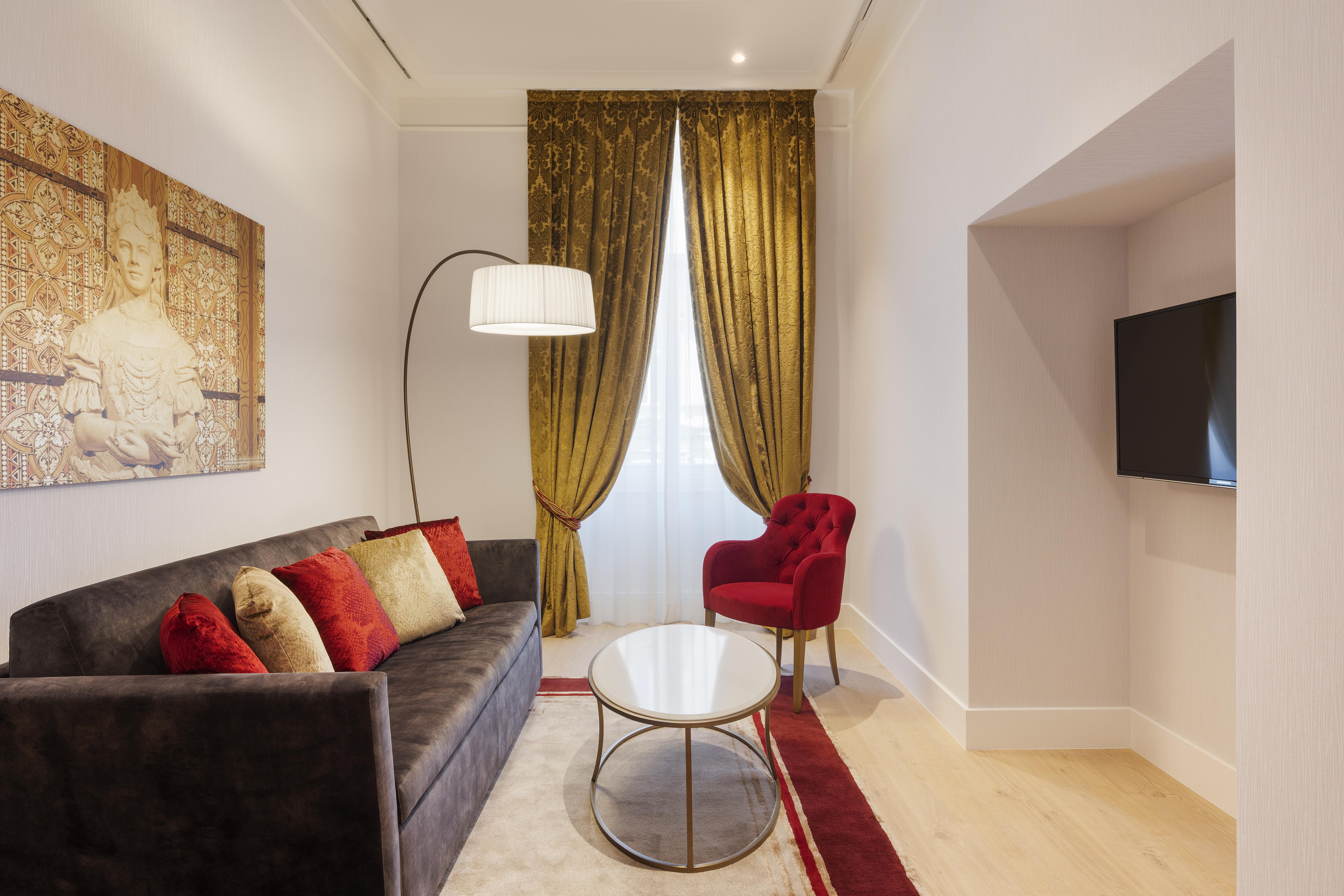 Aurea Ana Palace By Eurostars Hotel Company Budapest Exterior photo A living room at the hotel