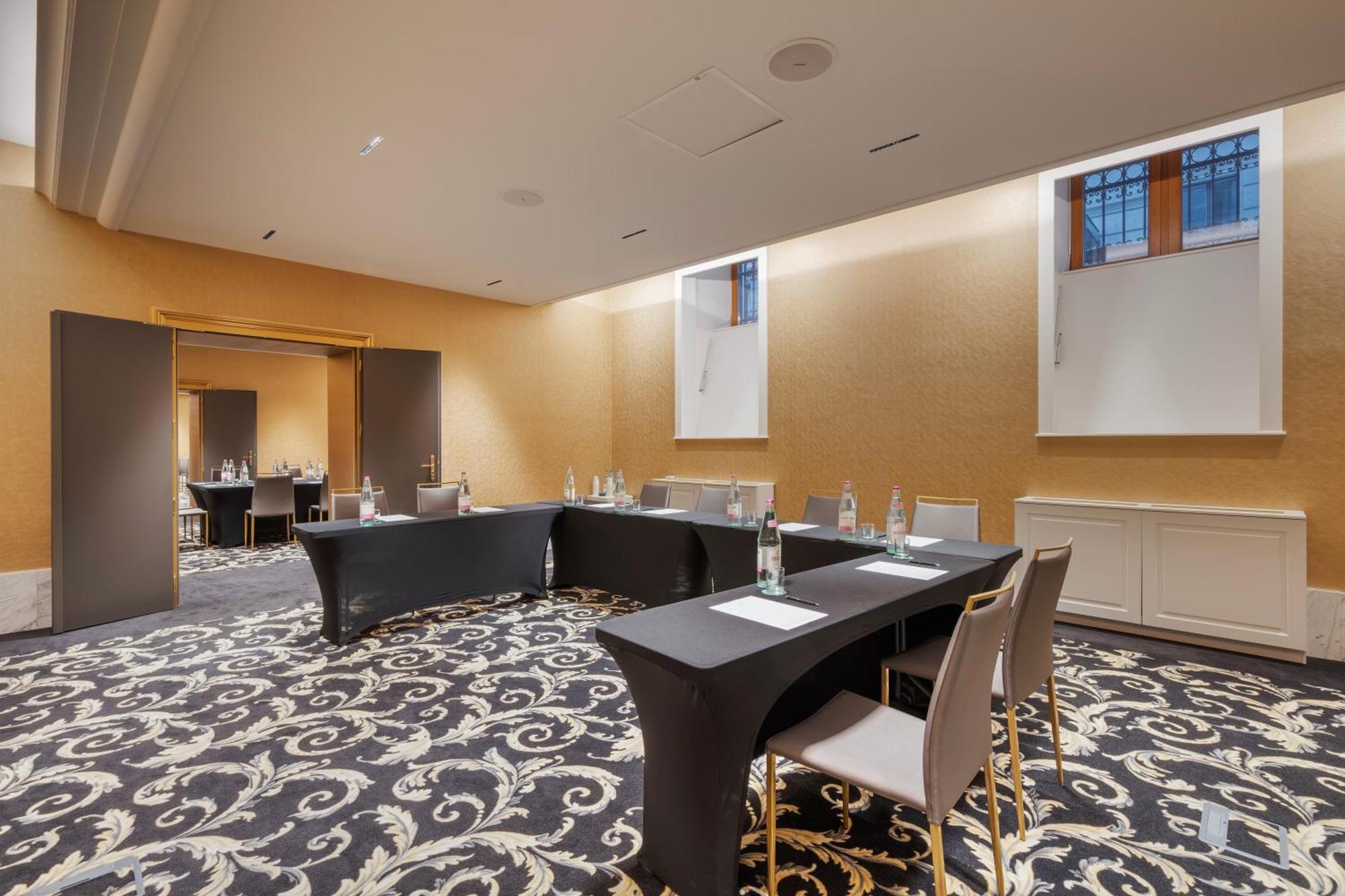 Aurea Ana Palace By Eurostars Hotel Company Budapest Exterior photo Meeting room